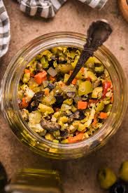 Ensalada de aceitunas Muffuletta Toque de Aaron
