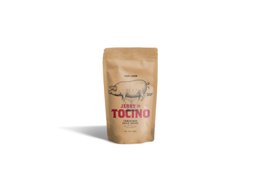 Jerky de tocino con tamarindo y chile ancho Toque de Aaron 