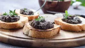 Crostini de salsa tartufata artesanal